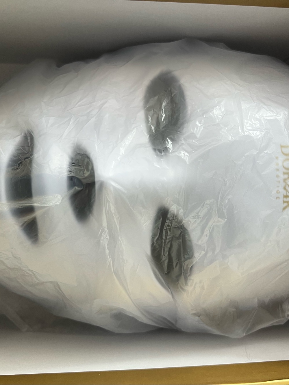 Prestige 7-Color LED Therapy Mask - White - Picture 3 of 3